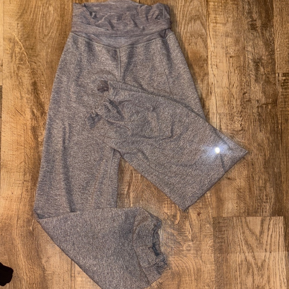lululemon athletica align fold over relaxed jogger grey